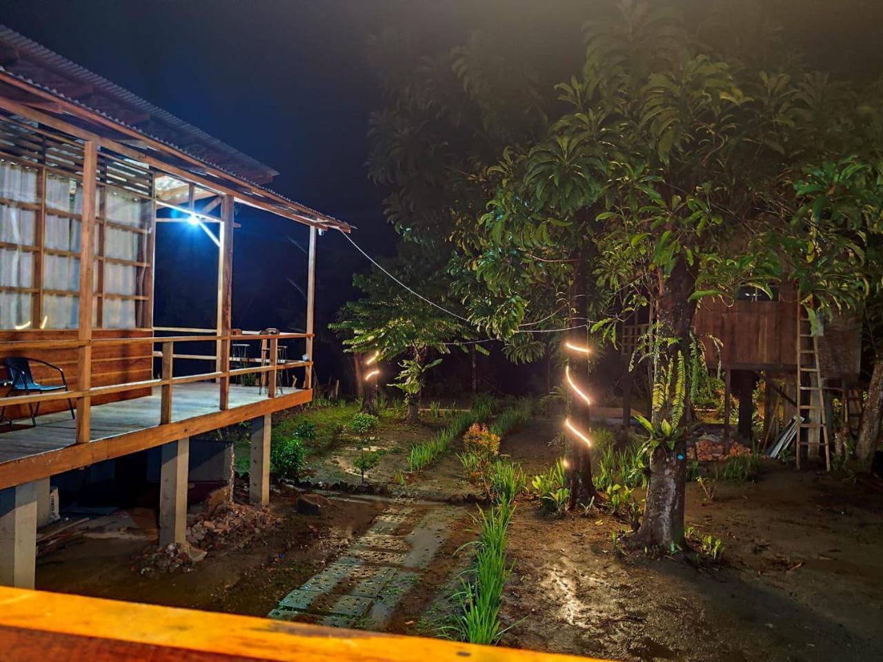 Bua Guesthouse Tangkahan Экстерьер фото
